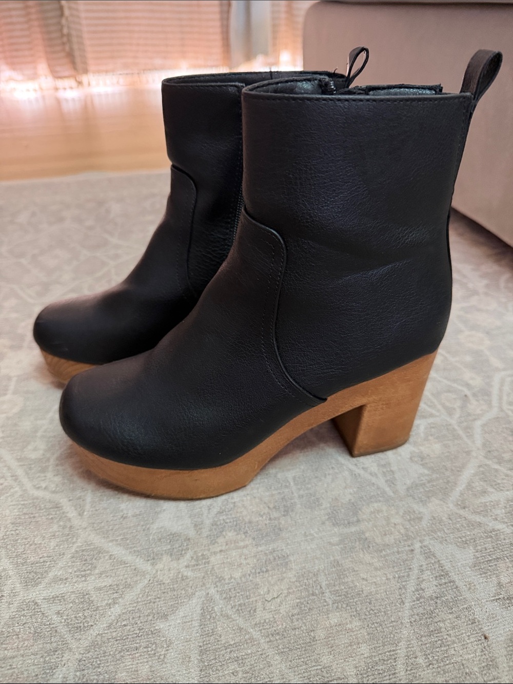 Universal Thread Black Ankle Boots with Tan Wood Block Heel